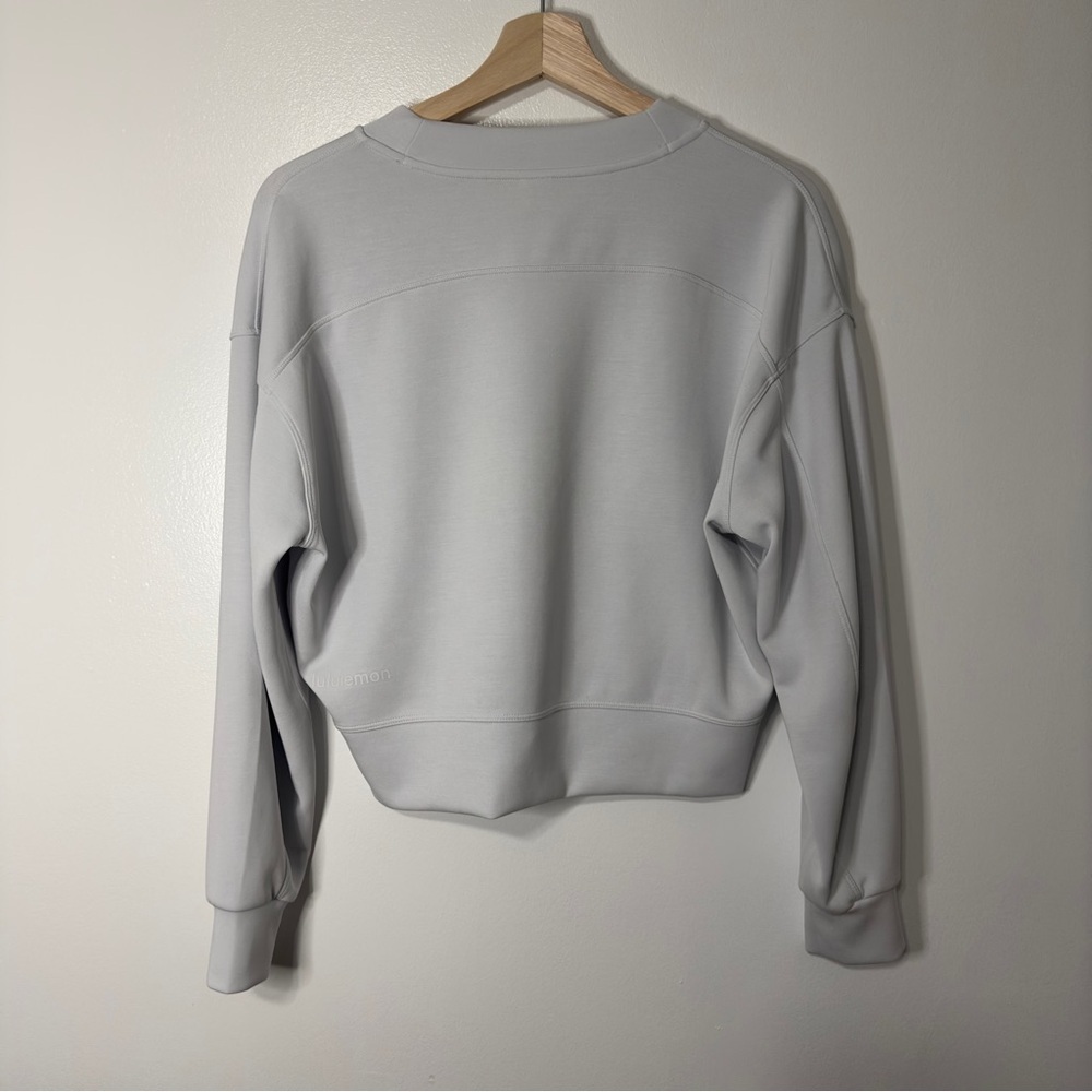 NWOT Lululemon Perfectly Oversized Cropped Crew *Softstreme - Picture 10 of 11